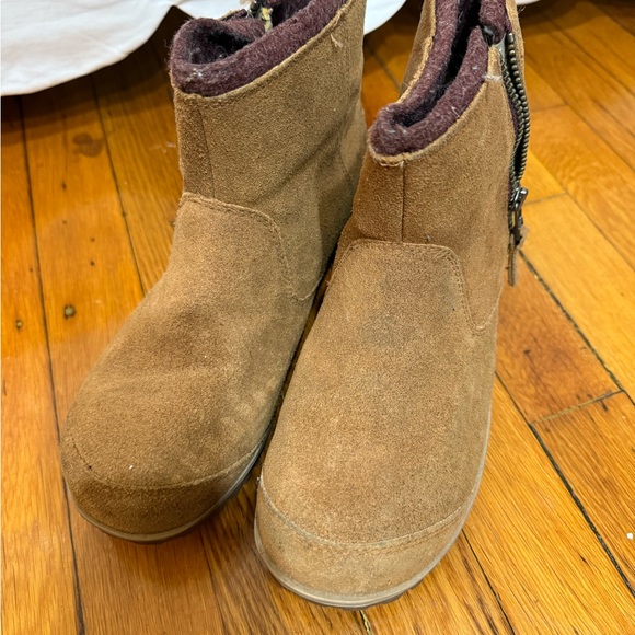 Sorel Brown Winter Boots - Picture 2 of 4